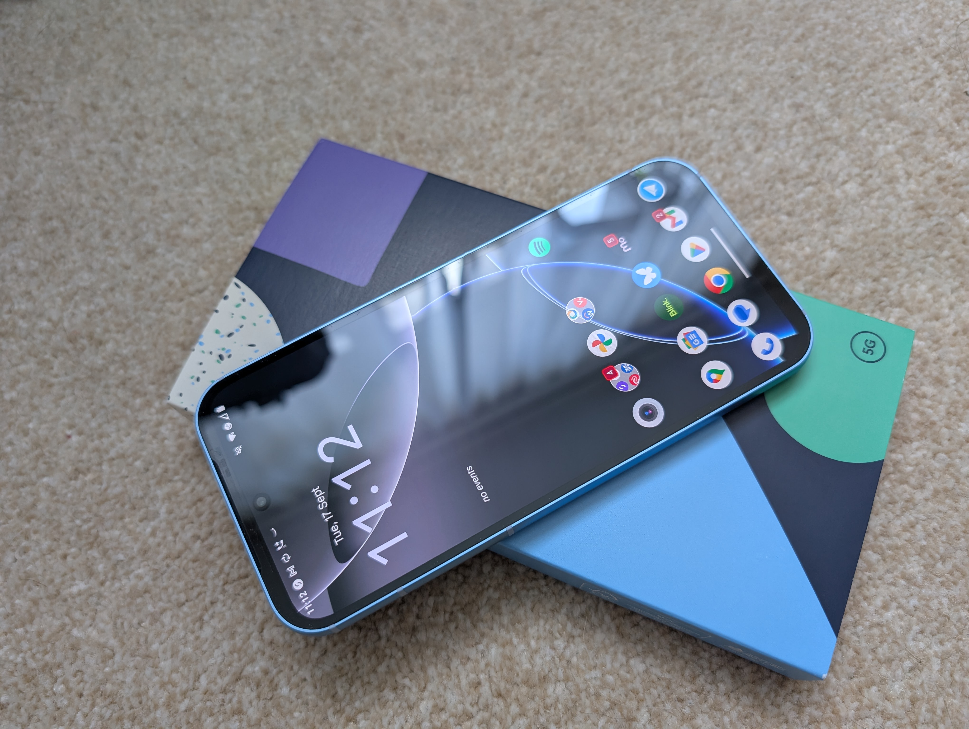 FairPhone 5 - nature friendly pracant