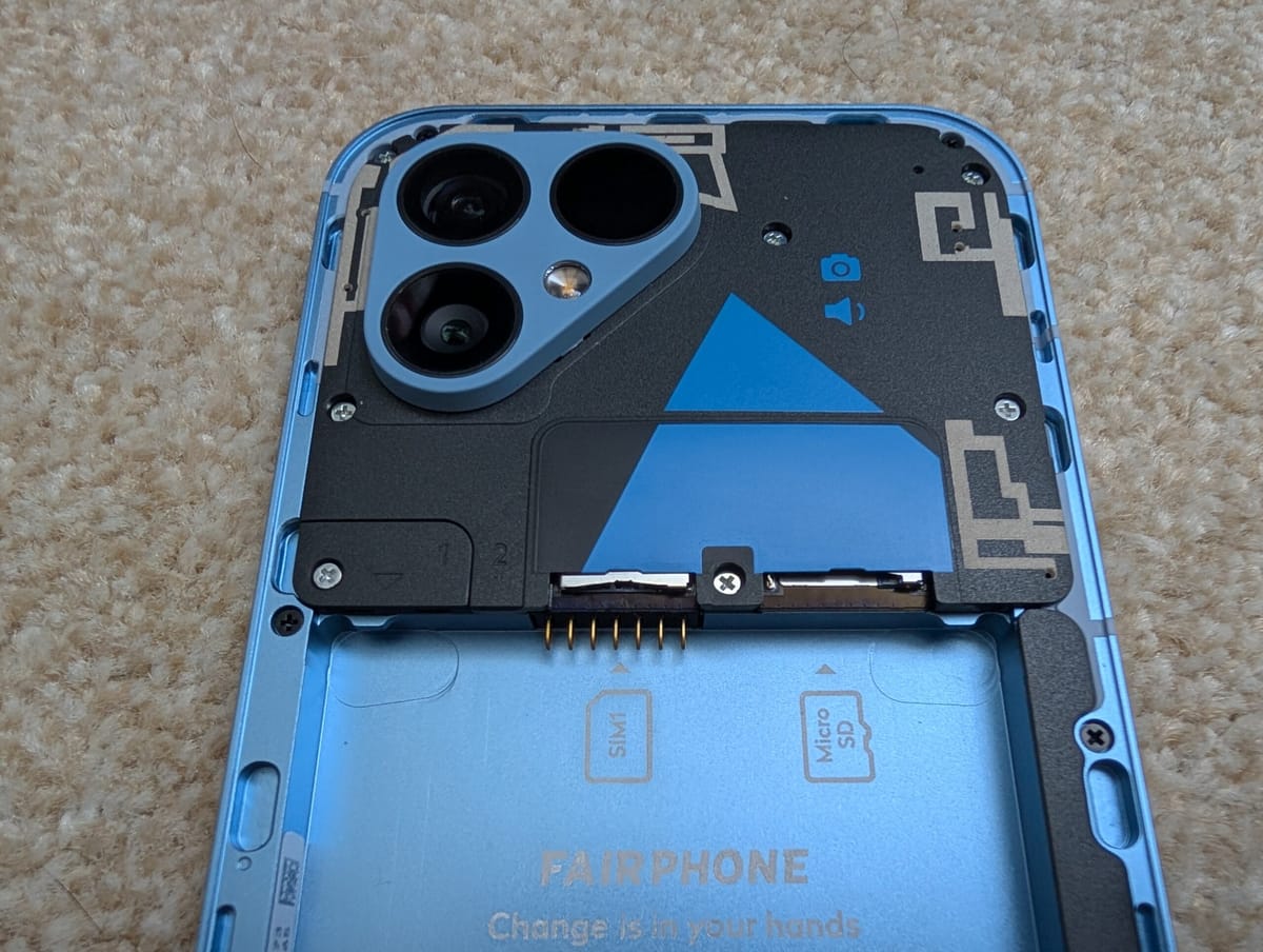 FairPhone 5 - nature friendly pracant